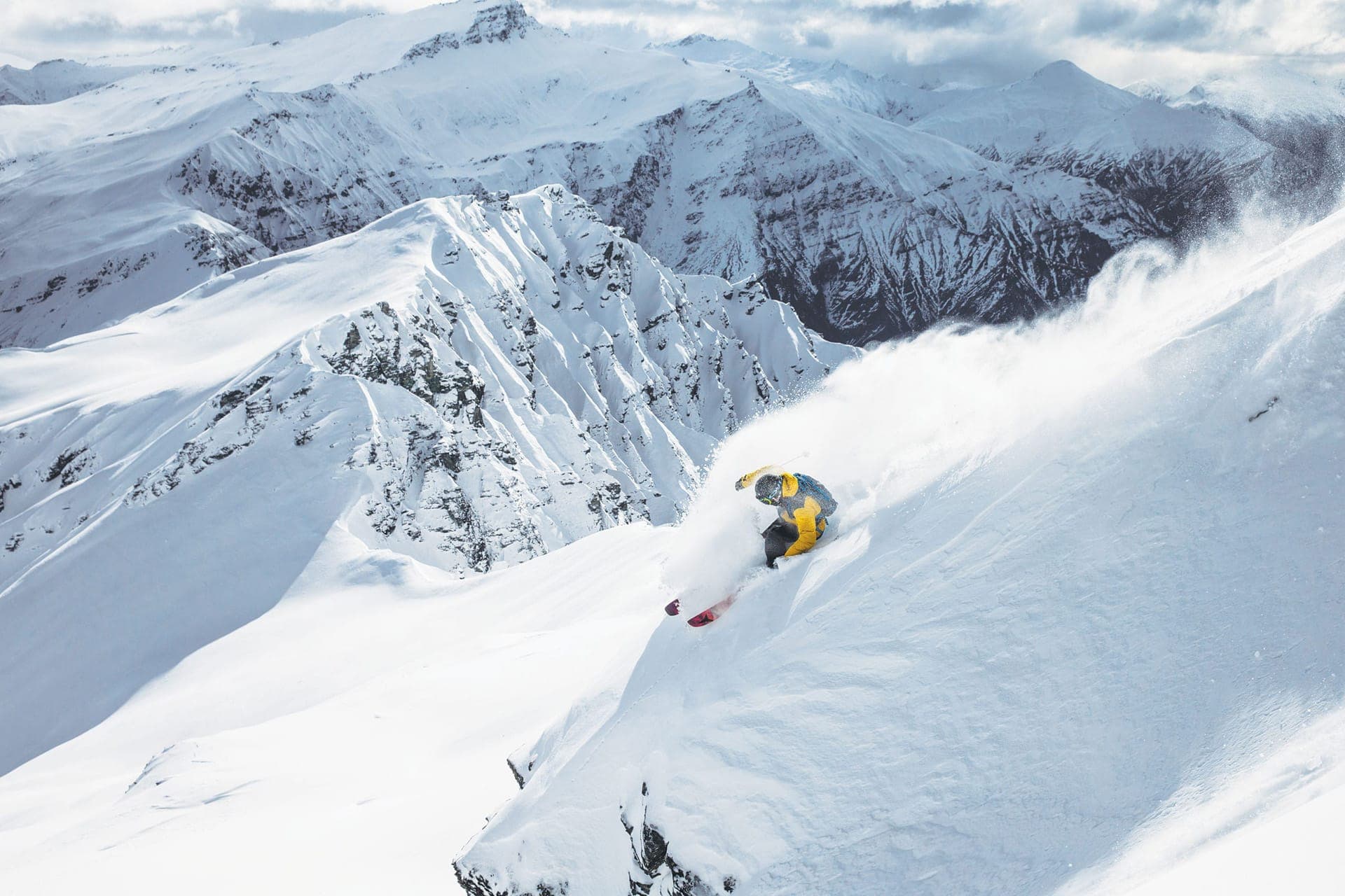 Freeride-Abfahrt in Pulverschnee in der Salzburger Sportwelt Amadé